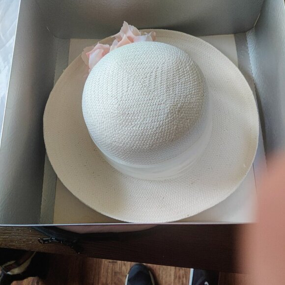 White Summer Straw Hat with a pink floral spray and a gossamer ribbon 12.5" x 22 - Picture 2 of 10